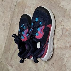 Toddler Nike sneakers